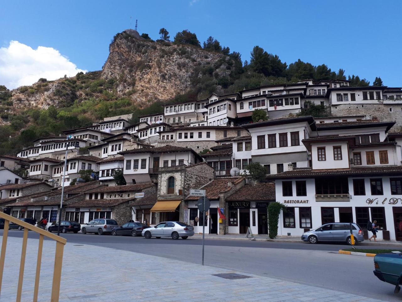 Hotel Omer The Ottoman House Берат Экстерьер фото